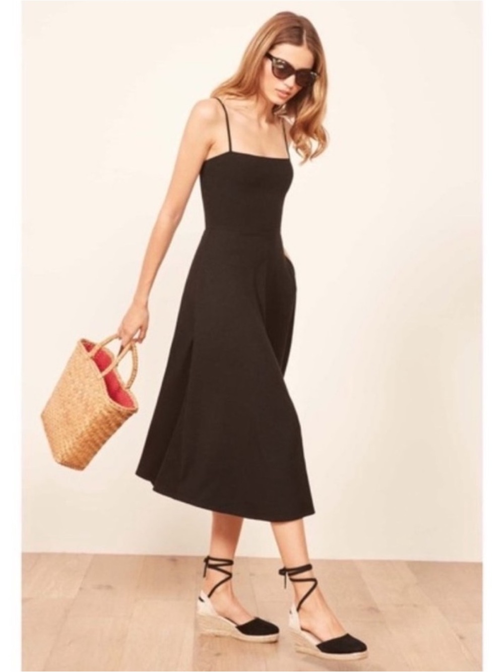 Reformation || Billie Ribbed Midi Dress Fit and Flare Stretch Black Large
